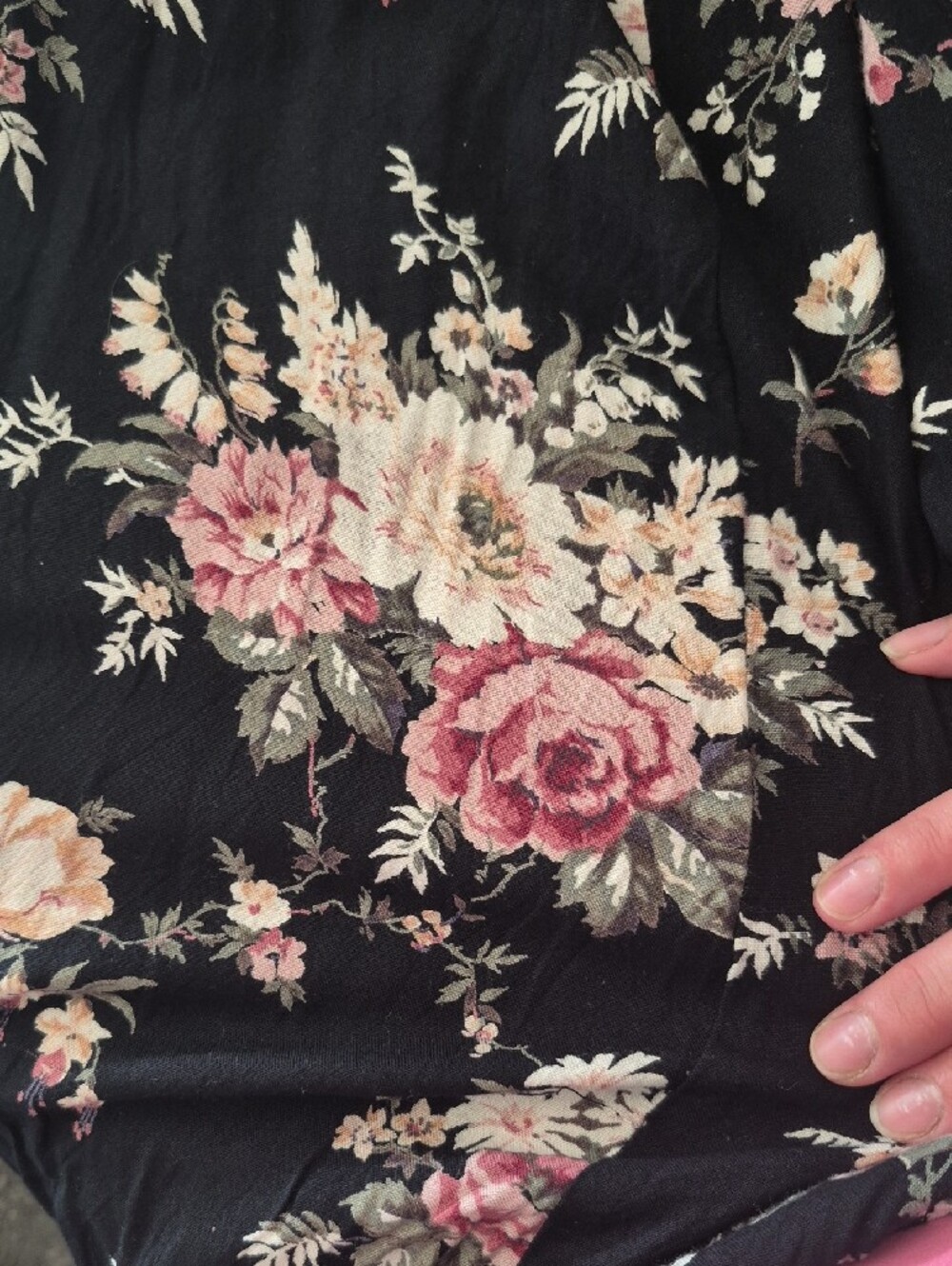 Vintage 90s Romantic Lace-Up Black Floral Midi Dress with Pink Roses - Picture 9 of 10